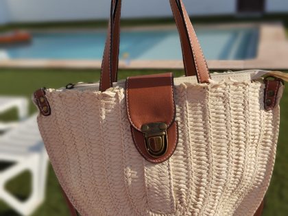 BOLSO CIRCULAR RAFIA Y PIEL BEIG